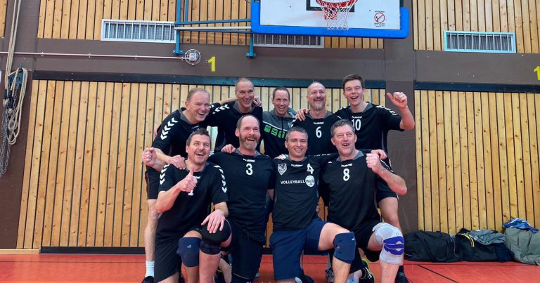 Volleyballer des TSV 1860 Hanau siegen im Lokalderby gegen die TG Hanau 3:1