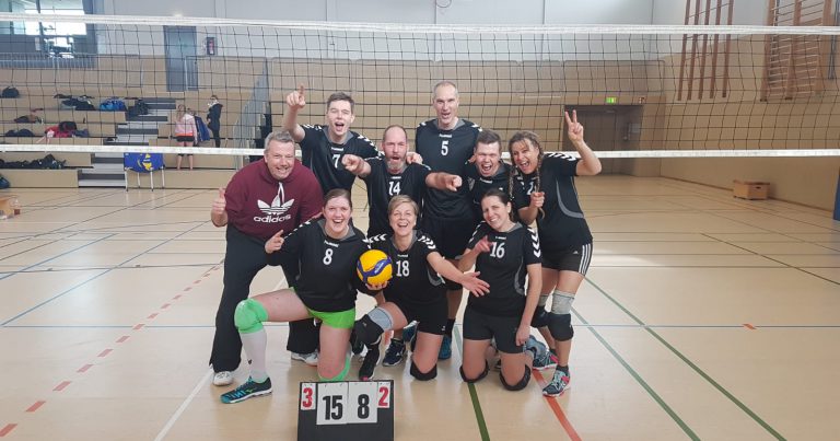 Mixed Volleyballer des TSV 1860 Hanau vorzeitig Meister