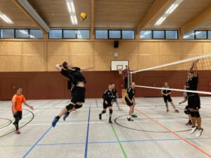 Volleyball Herren sind dem Tabellenführer auf den Fersen