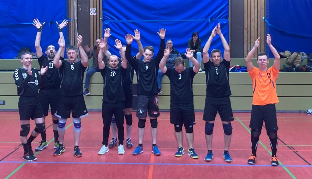 TSV 1860 Volleyballer siegreich am letzten Spieltag in der Bezirksliga.