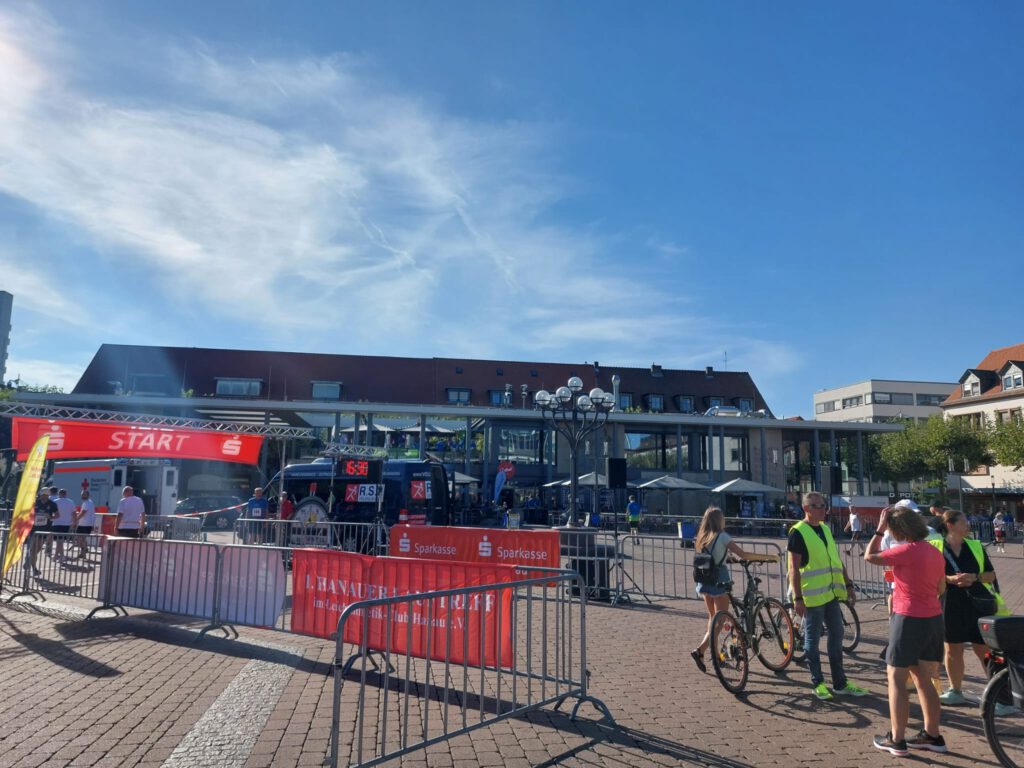 Hanauer Stadtlauf 15.09.2023: Start und Ziel auf dem Marktplatz